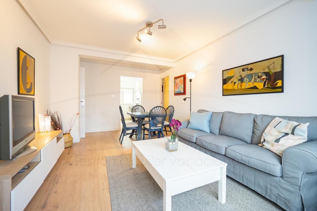Appartamento El Carbayedo Avilés Esterno foto
